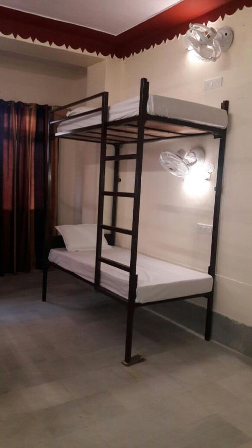 Wow Backpackers Hostels Амритсар Экстерьер фото